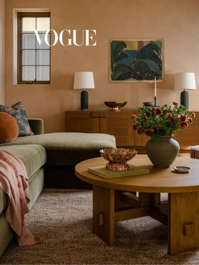 When @voguemagazine asks you to share your favorite rug sources, you say YES! Link in bio to the article and learn where designers like to source their rugs ;)

Design/Styling: @anaberdesign 
📷: @charlotteleaphotography 

#anaberdesign #aNDcanyon #r