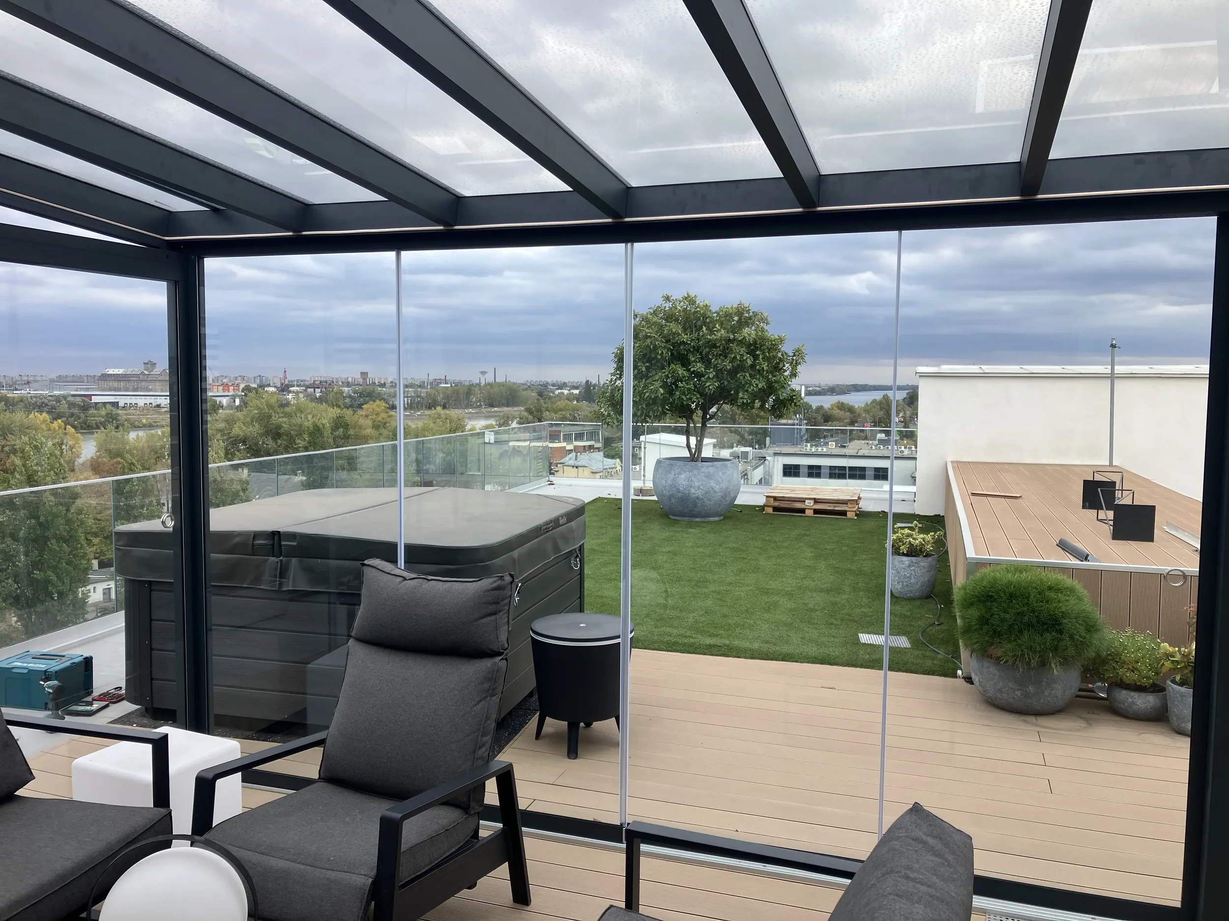 Keret nélküli télikert Budapesten