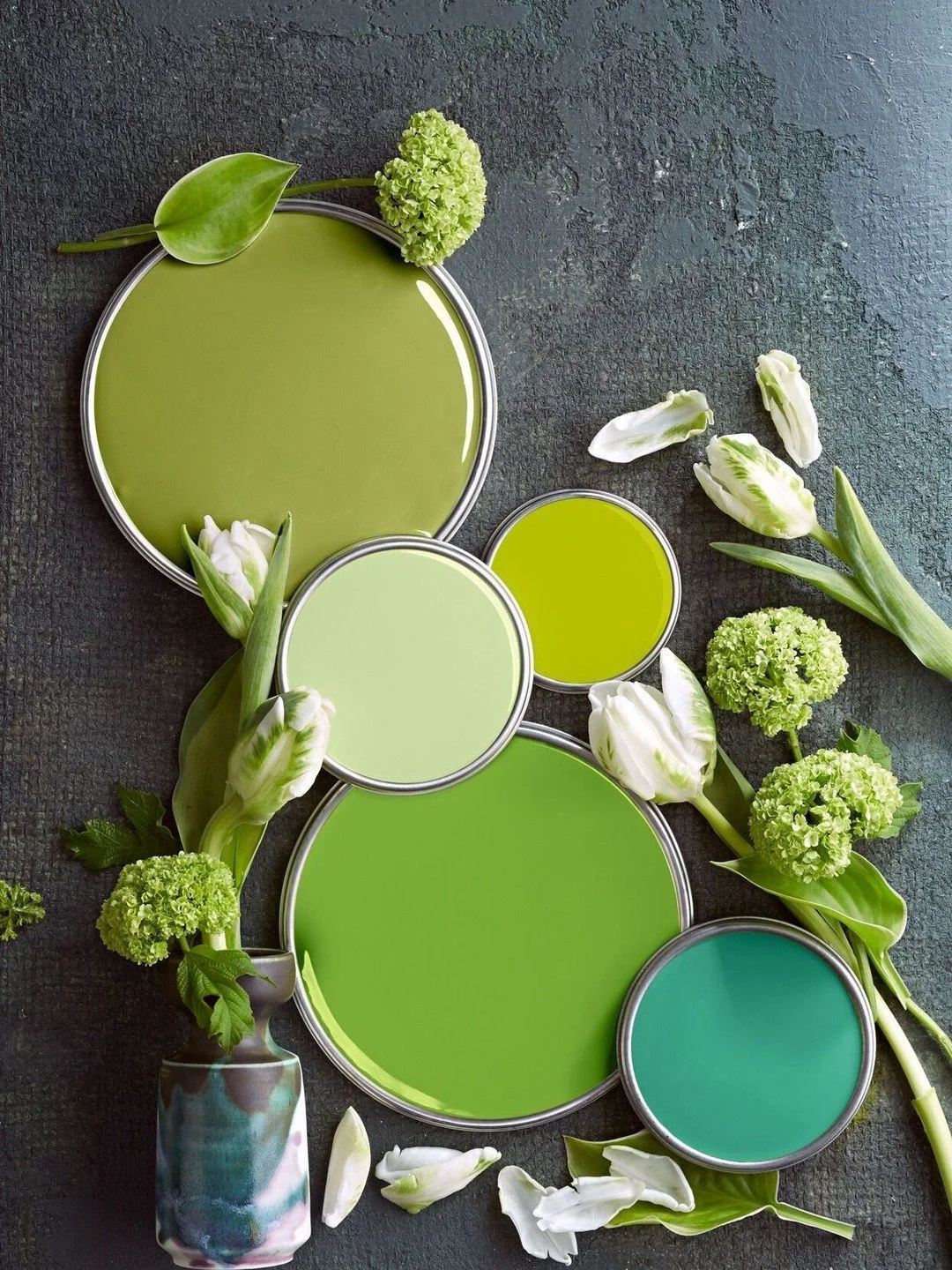 Fresh ideas, fresh energy. Hello, March! 🍀 #KDDesigns #CustomInteriors #InteriorDesign #InteriorDesigner #HelloMarch #DesignInspo