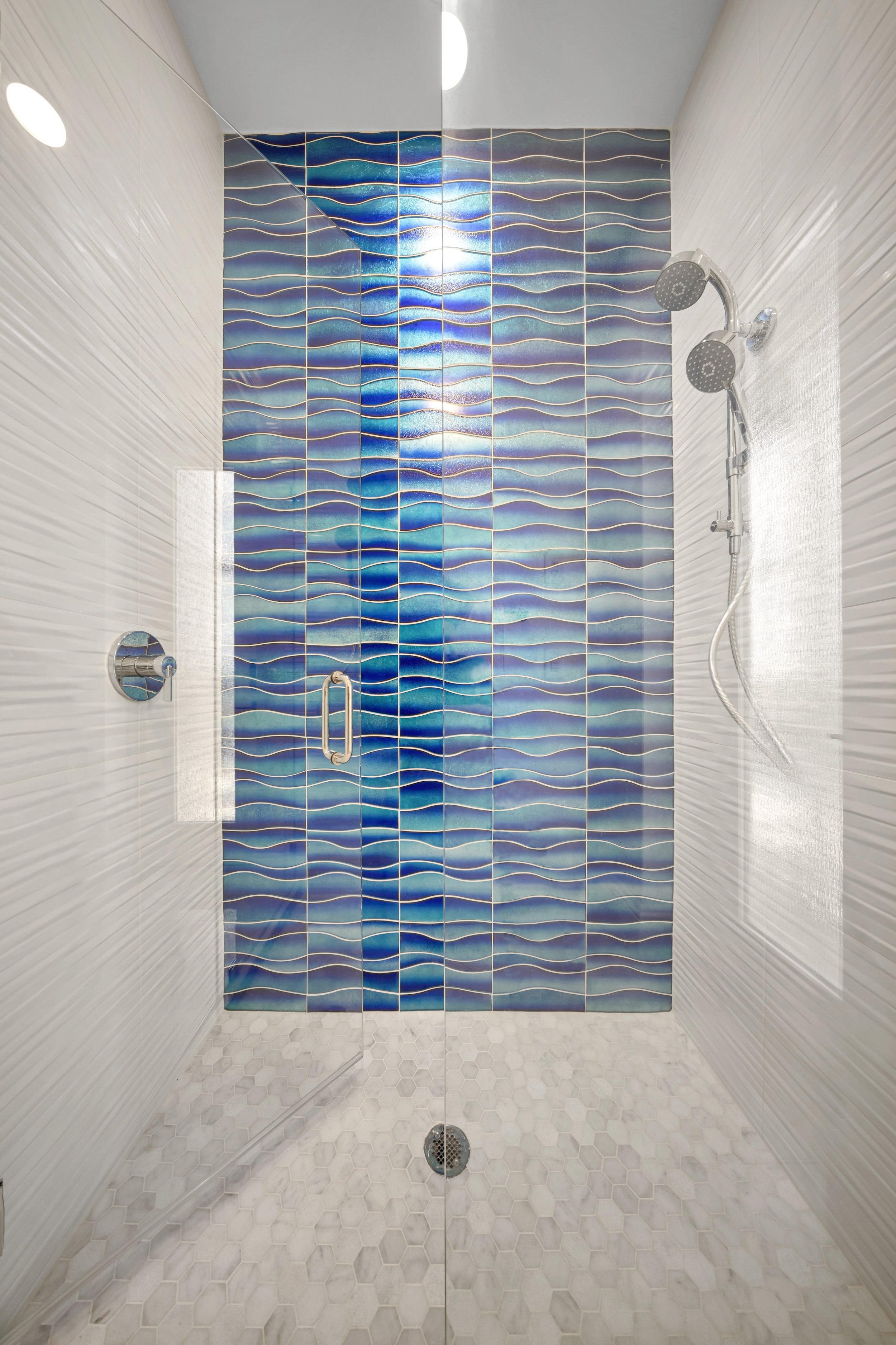 Pool Bath Shower.jpg