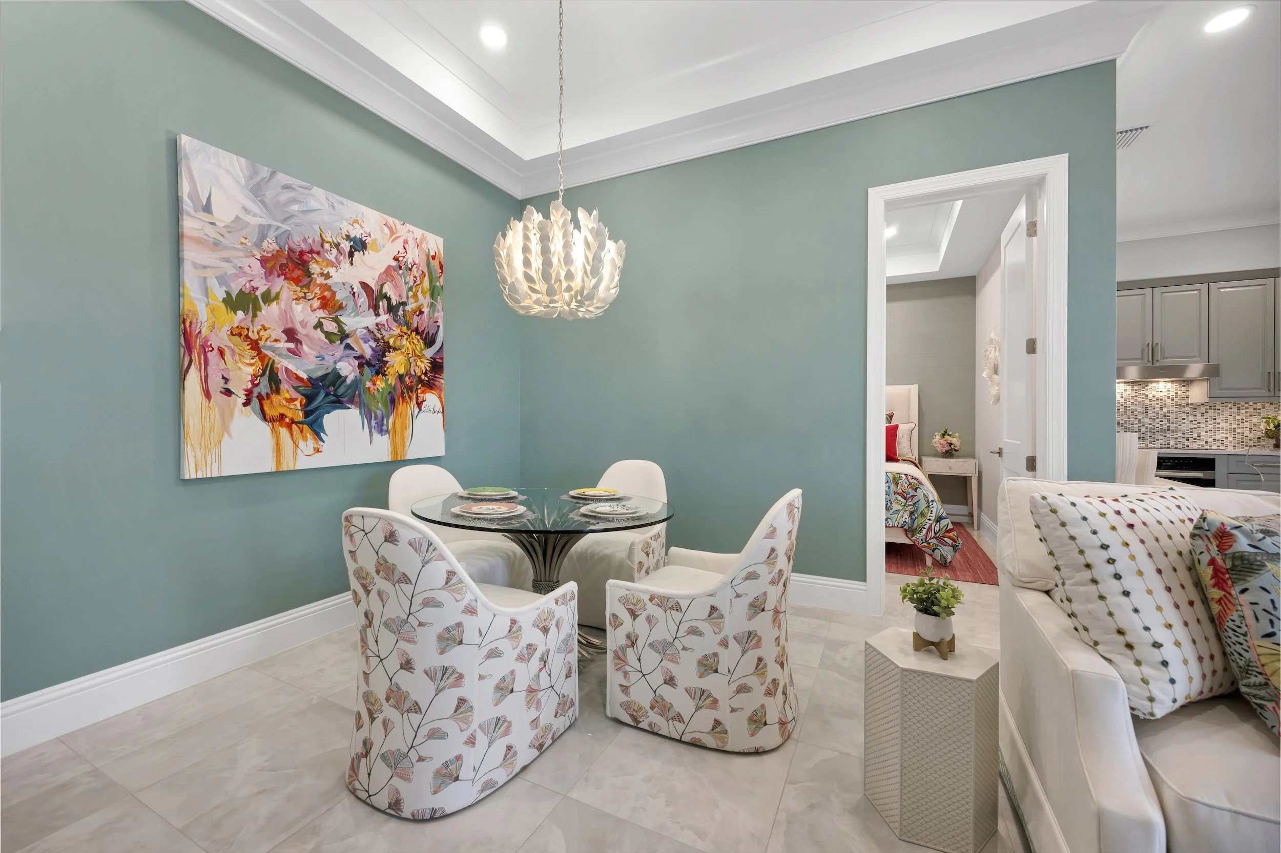 Guest Suite Eat in KitchenB.jpg