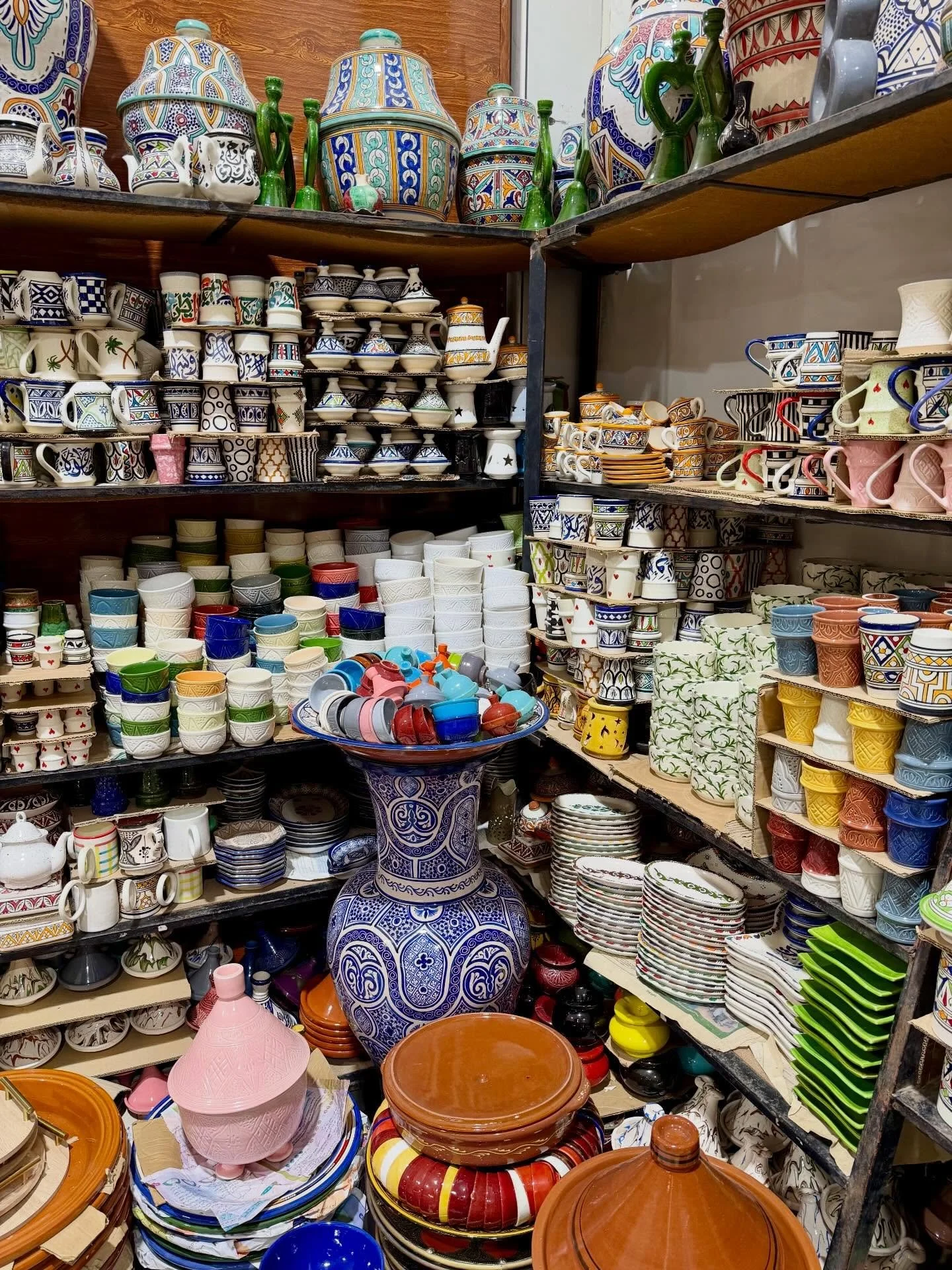 How do I choose just one? 

Stay Cozy 🏕️

#campnorthandco #ceramics #pottery #morocco #rabat