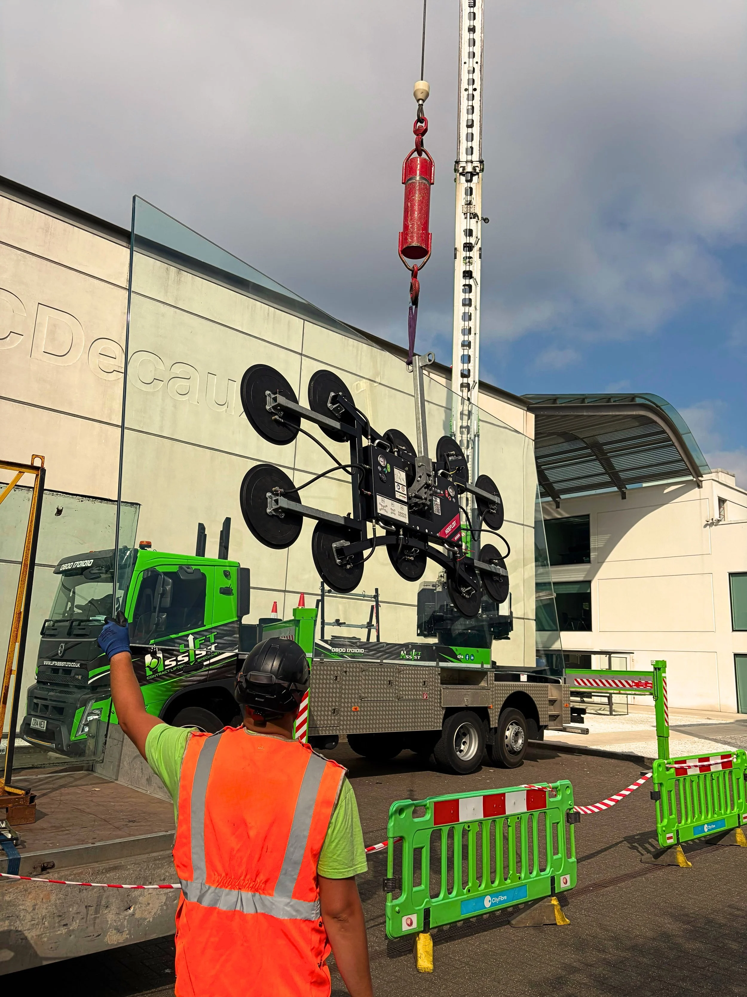 Canopy Glass Replacement at JCDecaux, Brentford | Case Study