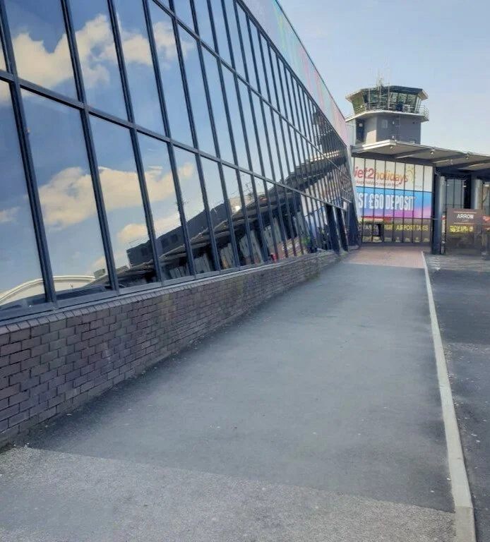 Bradford airport (2).jpg