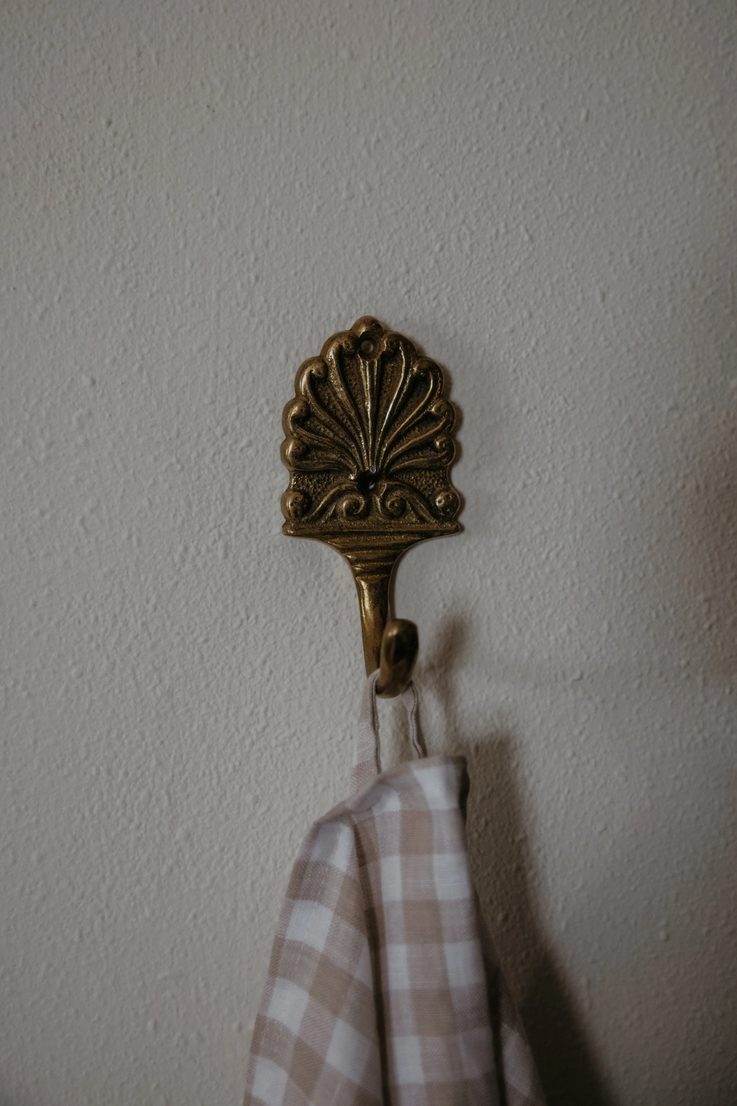 Hawthorn_Shell Hook_Lifestyle_3-29 (2 of 4).jpg