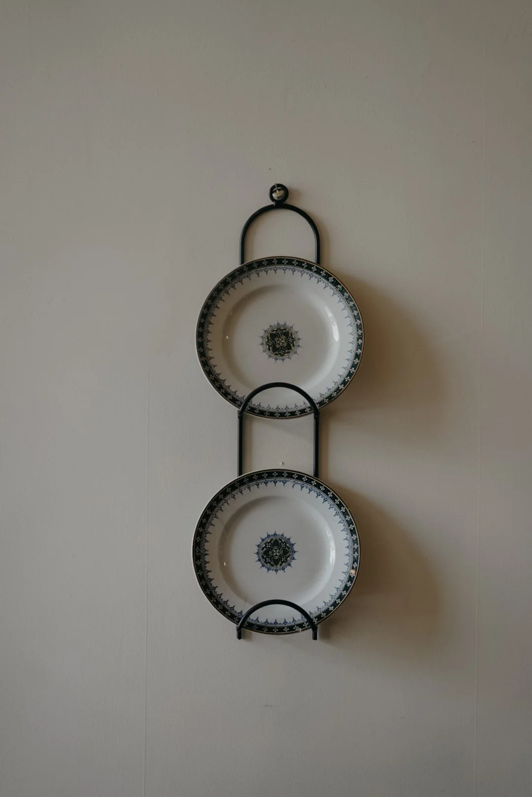 The Wall Mounted Double Plate Holder