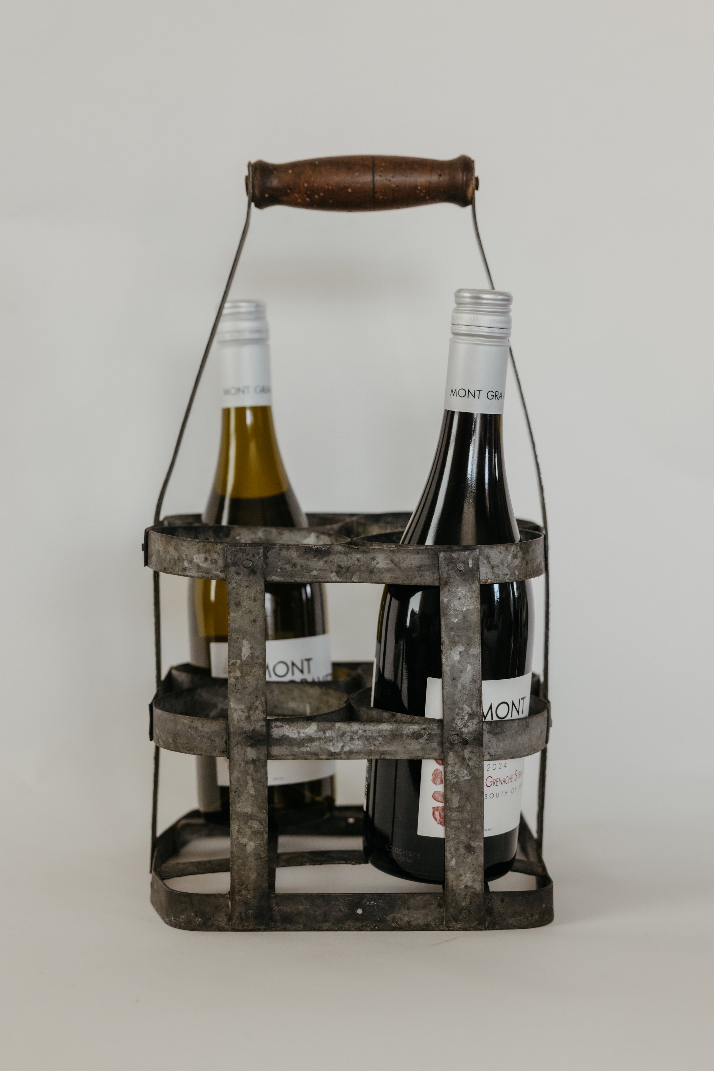 Hawthorn_Wine Carrier_3-29 (1 of 7).jpg