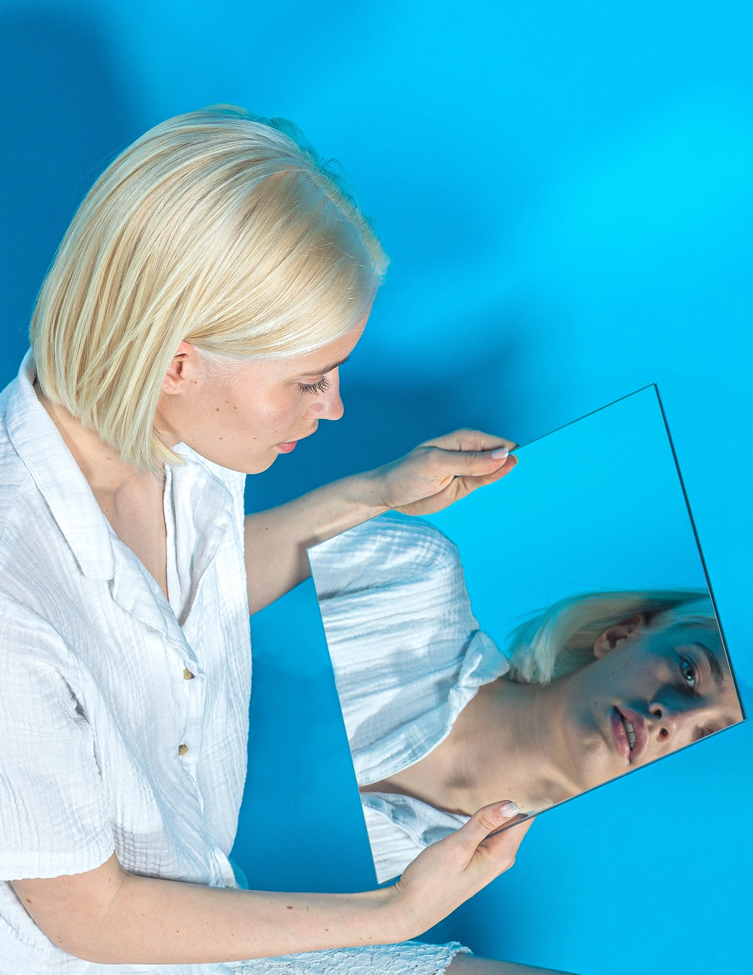 MIRROR 2.jpg
