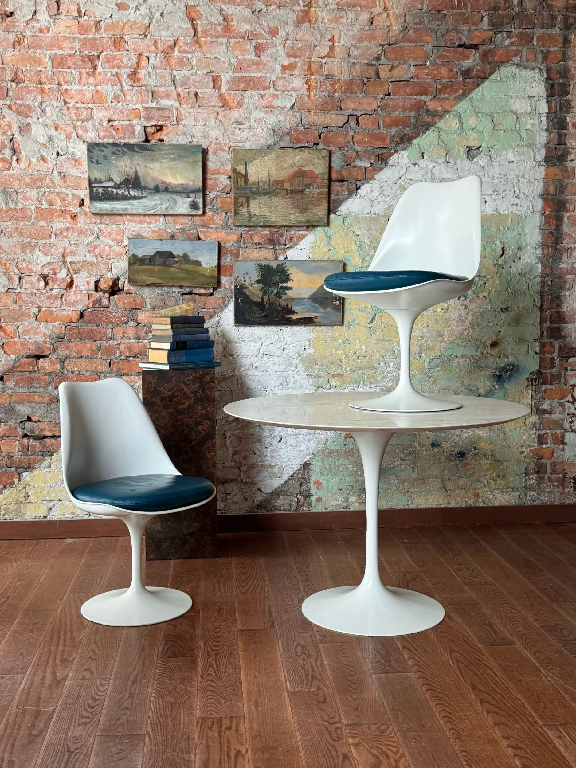 Pair of 1960s Eero Saarinen Tulip Side Chairs for Knoll | Circa 1960