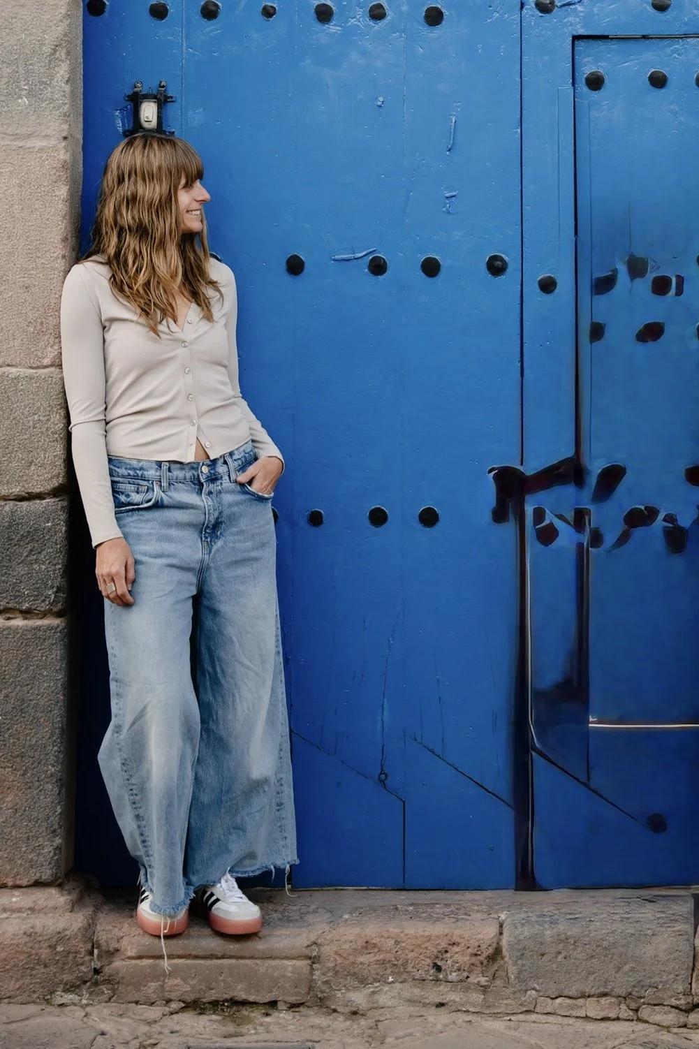 antique dealer vintage mid century england  sweden france