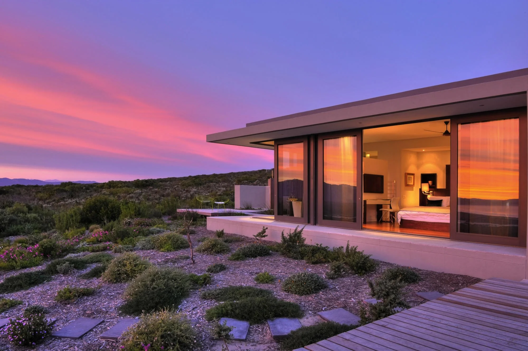 6 Bedroom Villa Master Suite 2.jpg