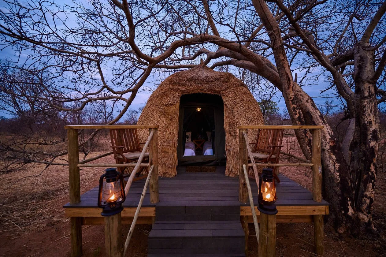 Tsodilo Sleep Out - Desert and Delta Safaris 
