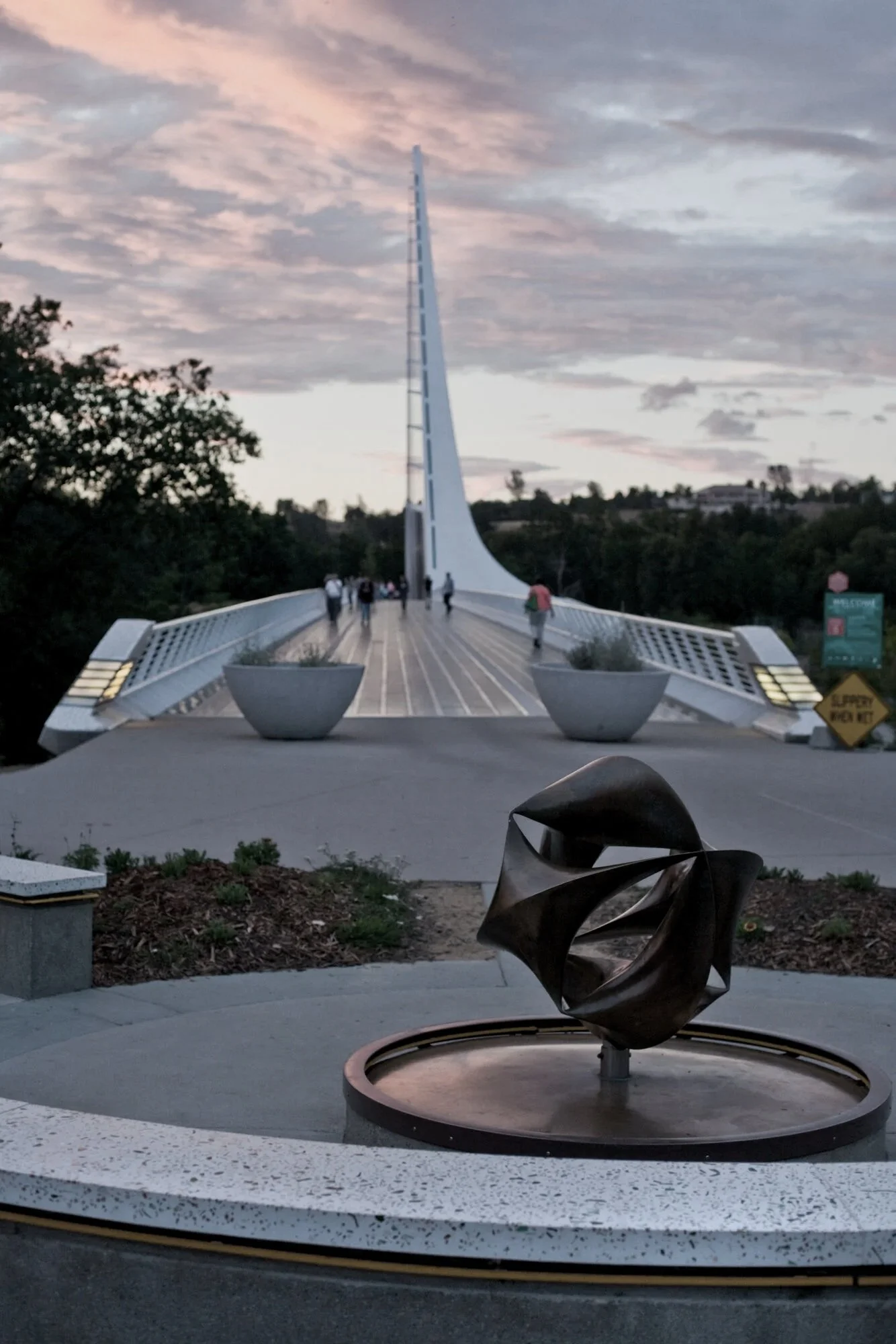 0001_domke_plaza_2016.jpg