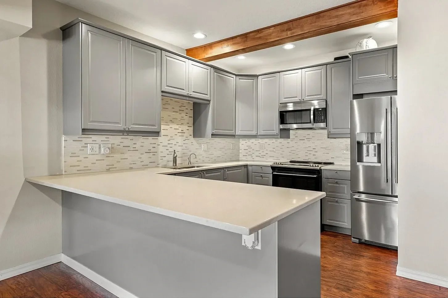 BaldPeakRD+downstairs+Kitchen.webp
