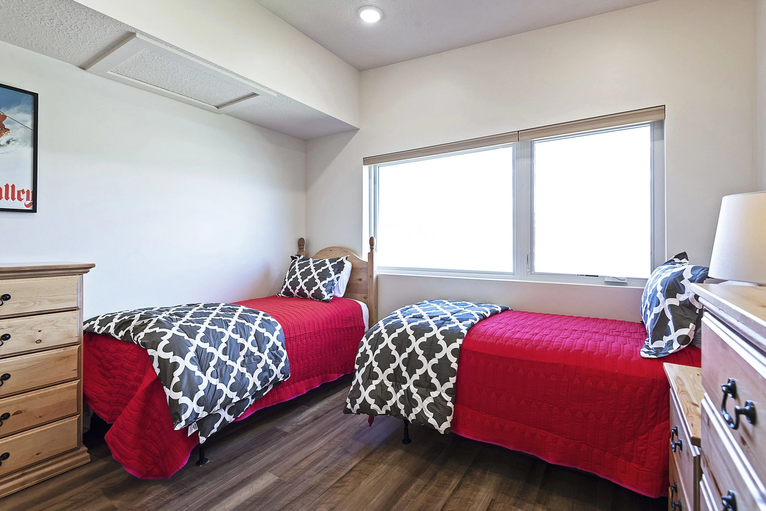 Transitional Sleeping Compartment Twin Beds Red.jpg