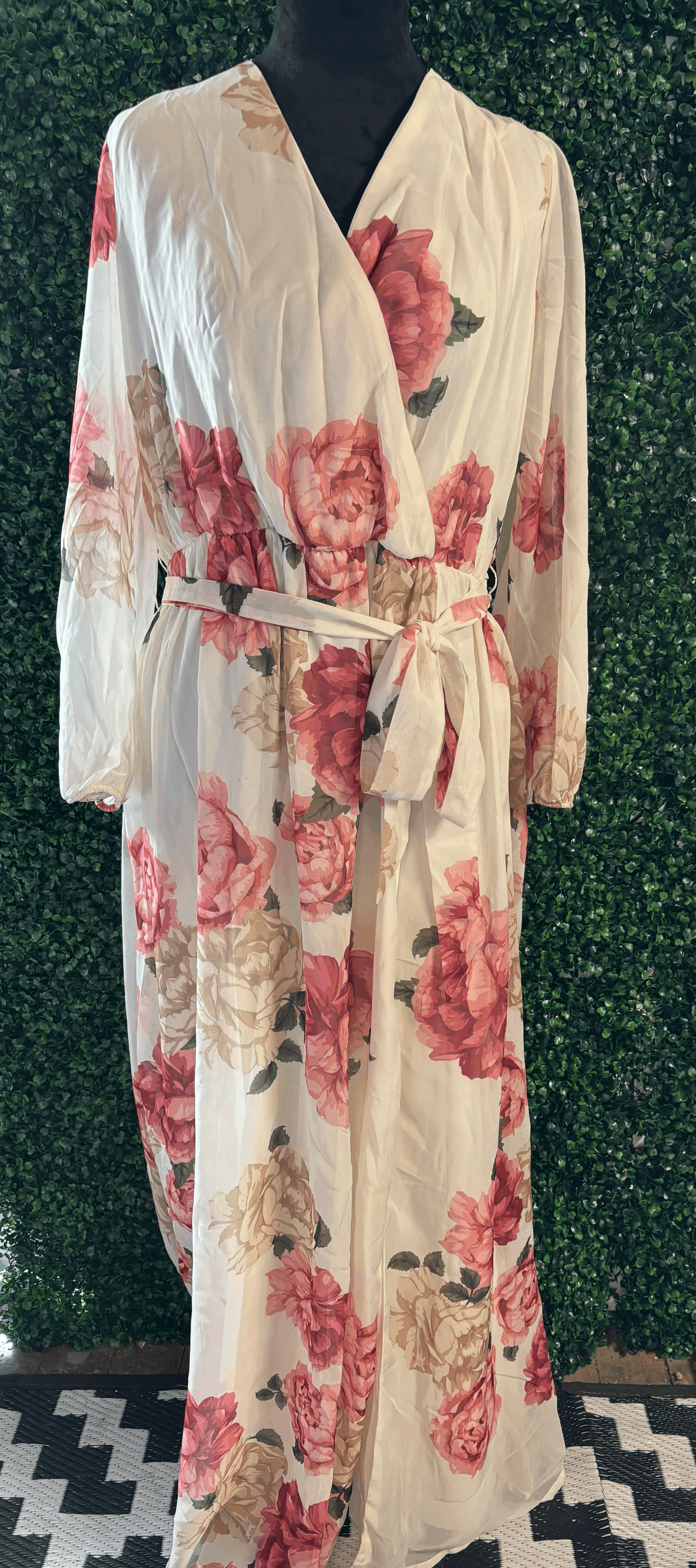 Premier Amour Maxi Dress