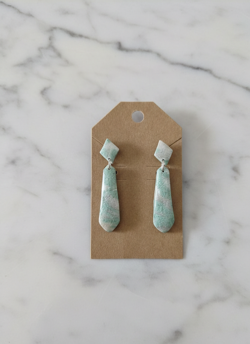 Ocean Side Diamond Drops