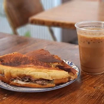 Silver Lake Cafe Tropical food sandwich breakfast and iced coffee