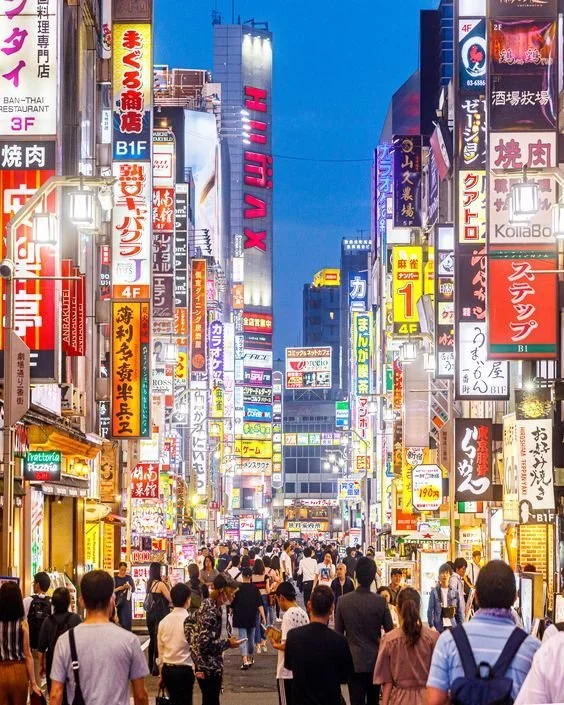 night lights in shinjuku tokyo, japan
