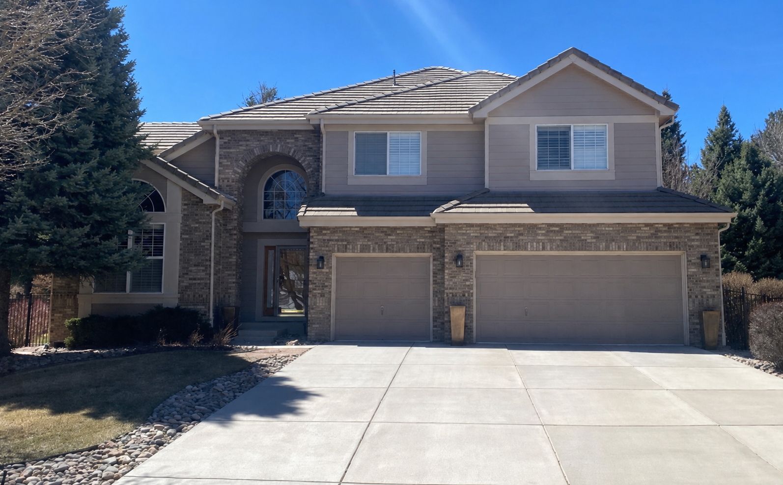 lone-tree-co-three-car-garage-gutter-replacement.png