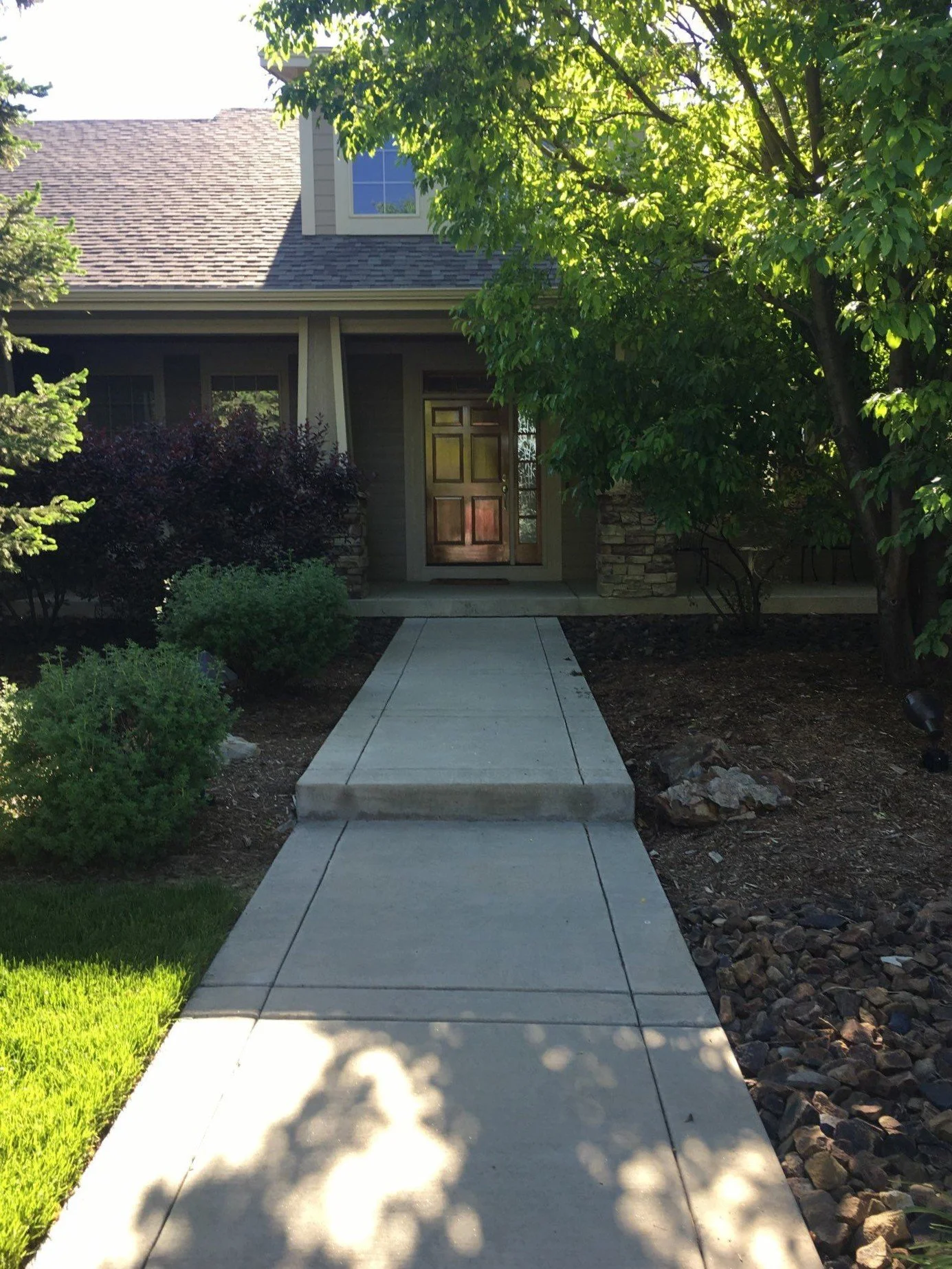 lafayette-co-front-entry-home-gutter-replacement.jpg