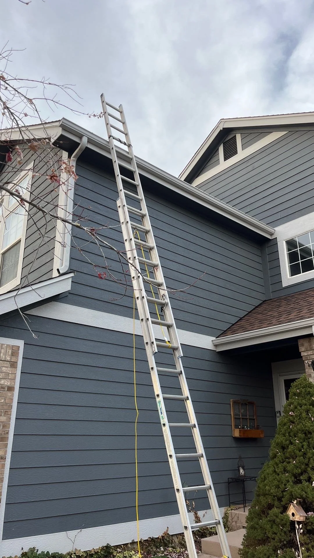 golden-co-two-story-seamless-gutter-installation.jpg