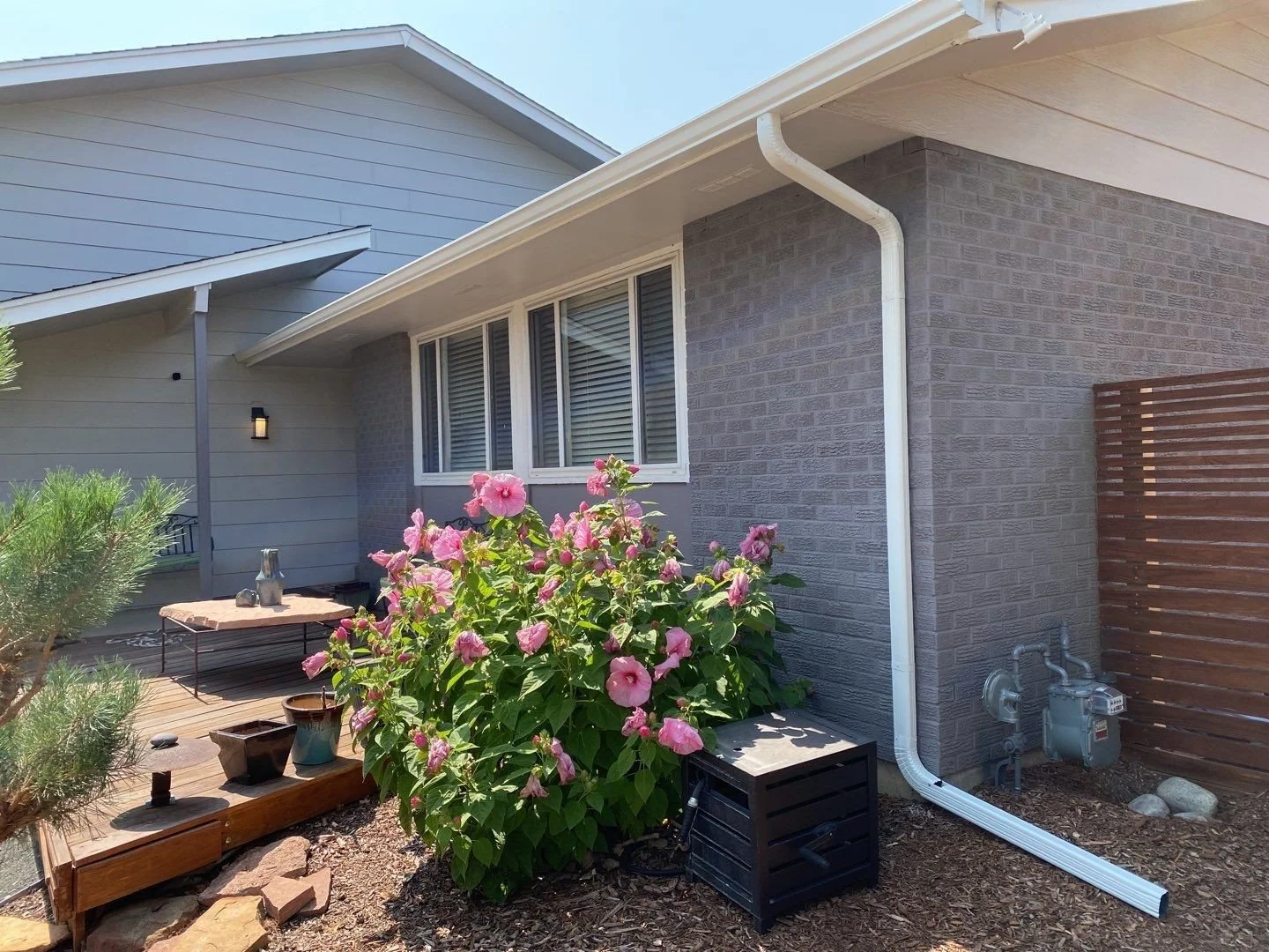 aurora-co-white-seamless-gutter-downspout-patio-13.jpg