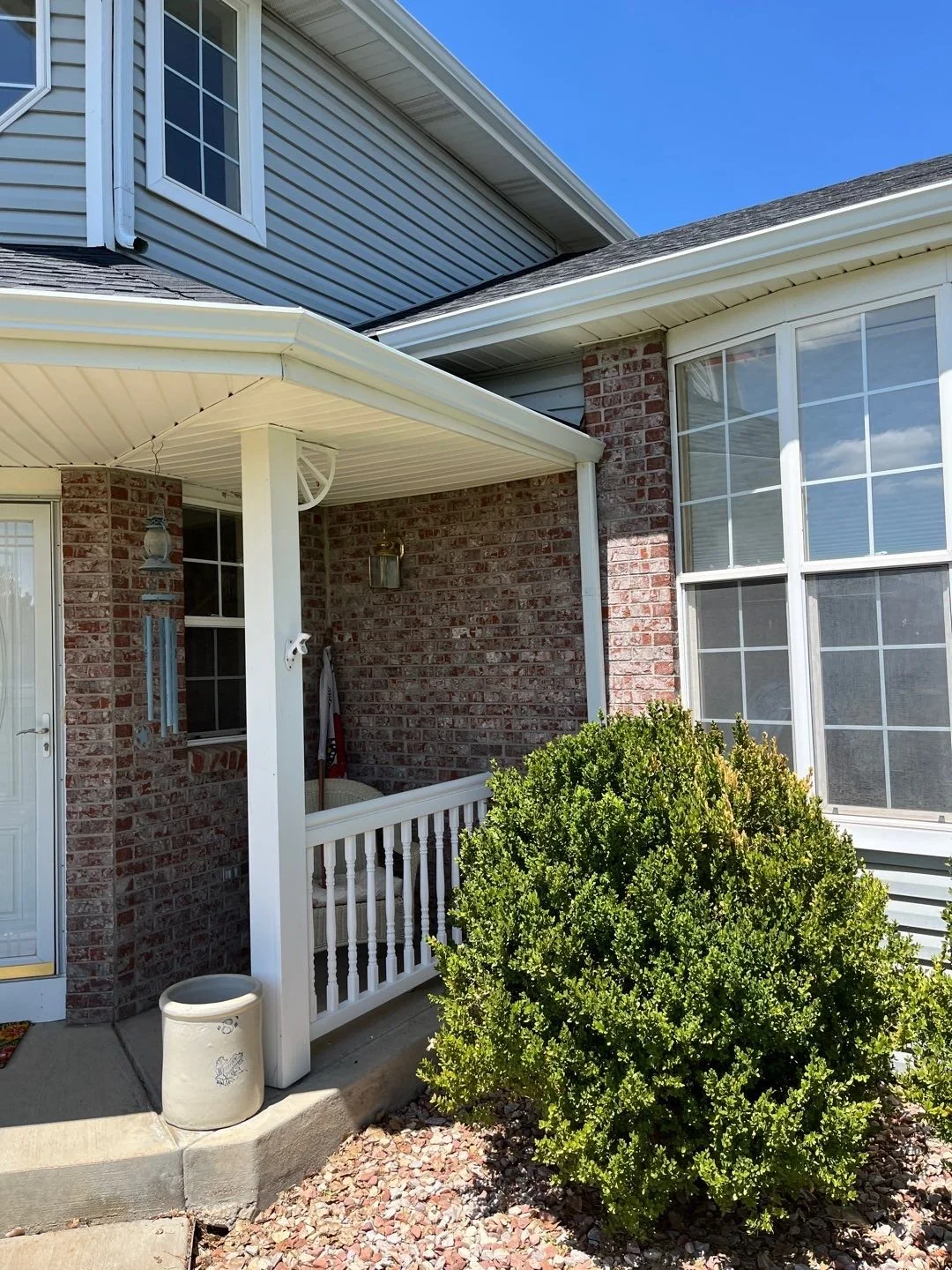 brighton-co-front-porch-seamless-gutter-installation.jpg