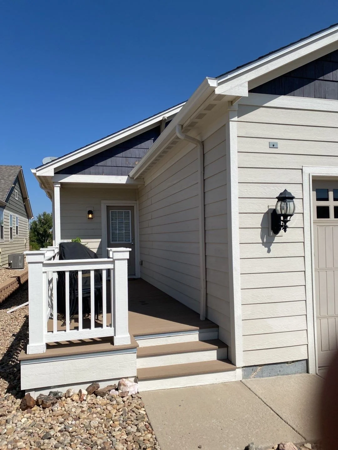 golden-co-entryway-seamless-gutter-installation.jpg