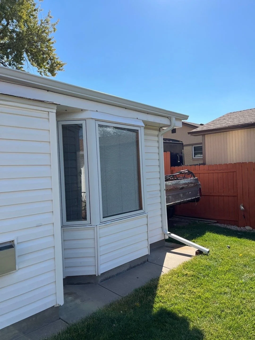 northglenn-co-sunroom-gutter-and-downspout.jpg