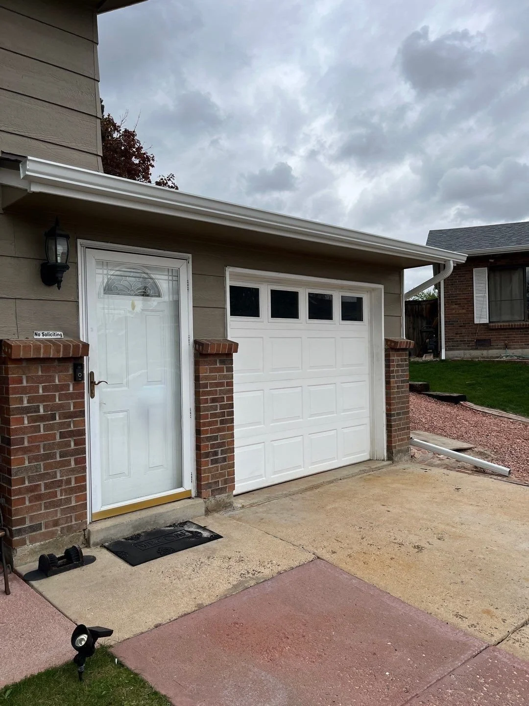 littleton-co-white-garage-gutter-replacement.jpg