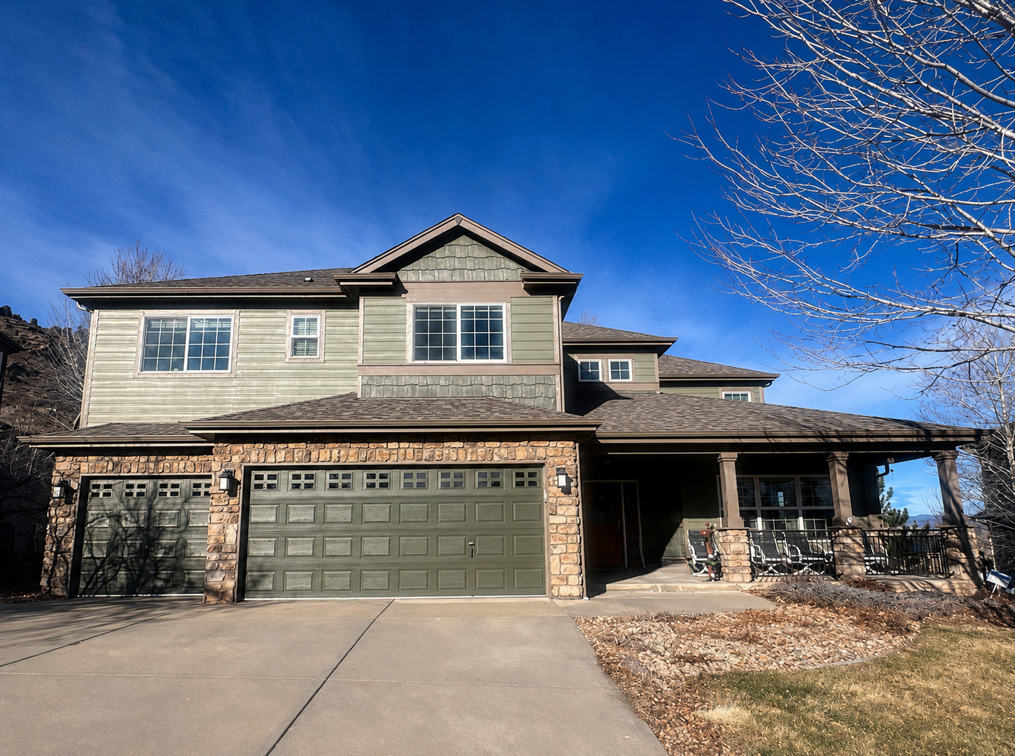 golden-co-gray-home-gutter-replacement-project.png