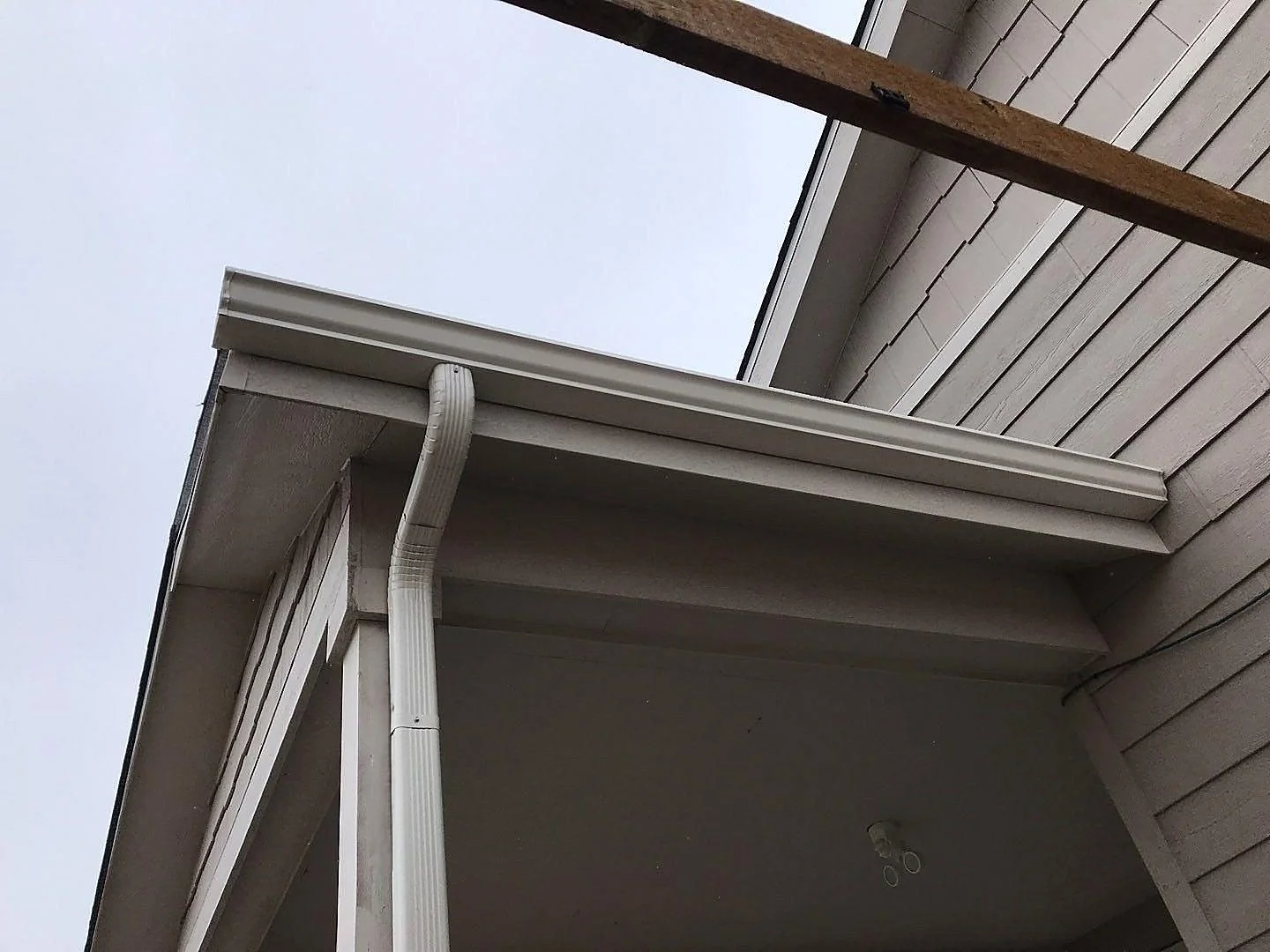 arvada-co-porch-gutter-and-downspout-installation.jpg