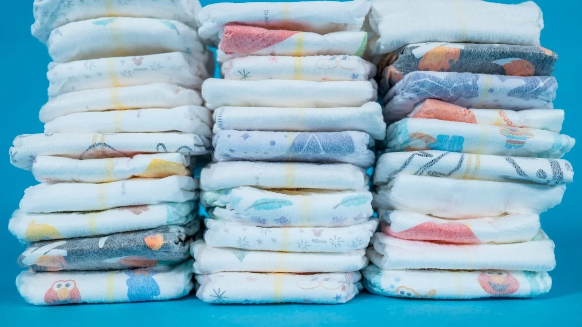 Mirror, mirror on the wall. Which diaper brand is the best of them all?