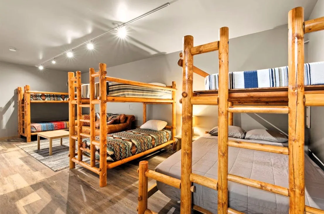 bunk bedroom 2.jpg