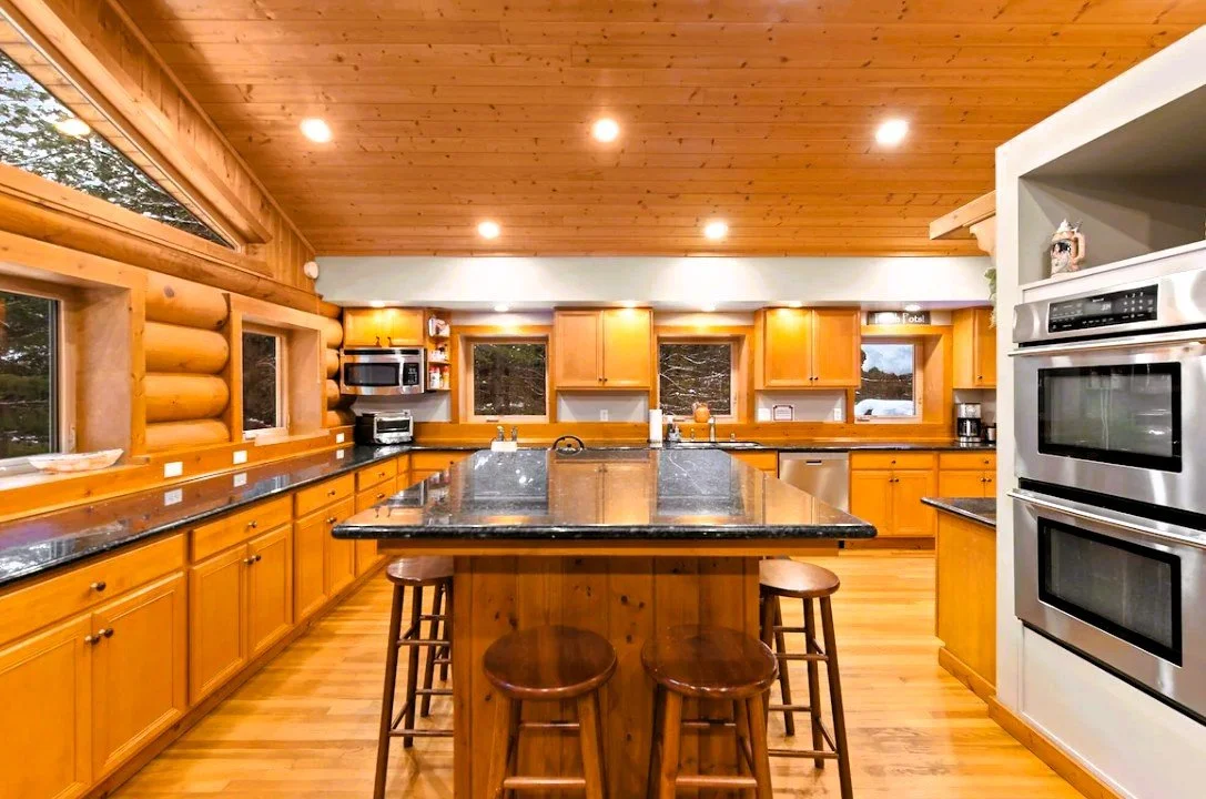 kitchen 2.jpg