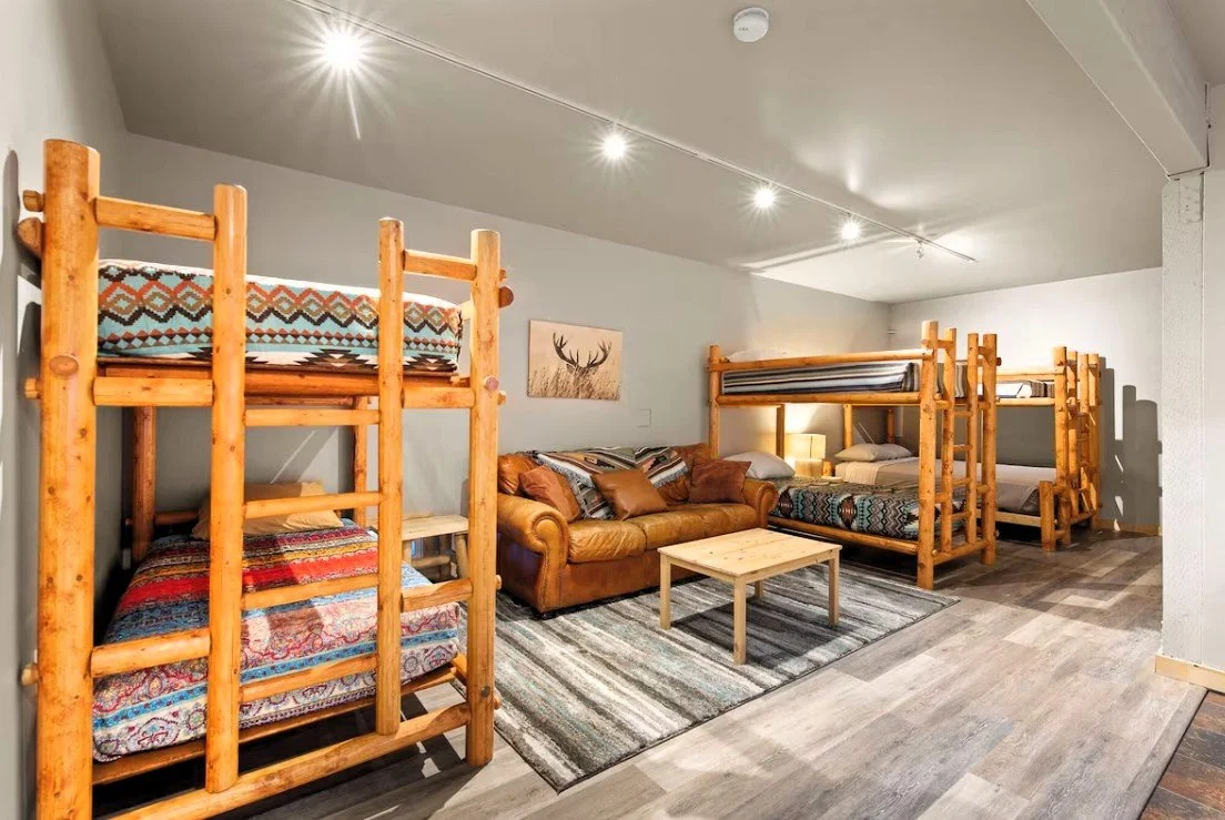 bunk bedroom 1.jpg