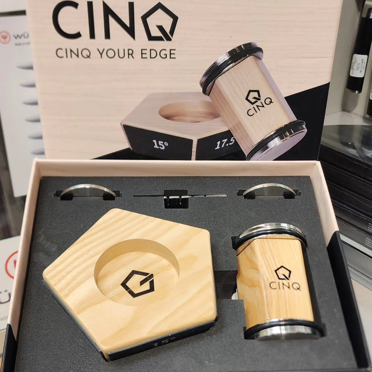 🎉 TGIF: Tools, Gadgets, Inspiration &amp; Food! 🎉

Every Friday we&rsquo;re serving up fresh finds to kick off your weekend kitchen fun!

Tool: Keep your knives in top form with the CinQ Rolling Knife Sharpener &mdash; sharp, simple, and oh so sati