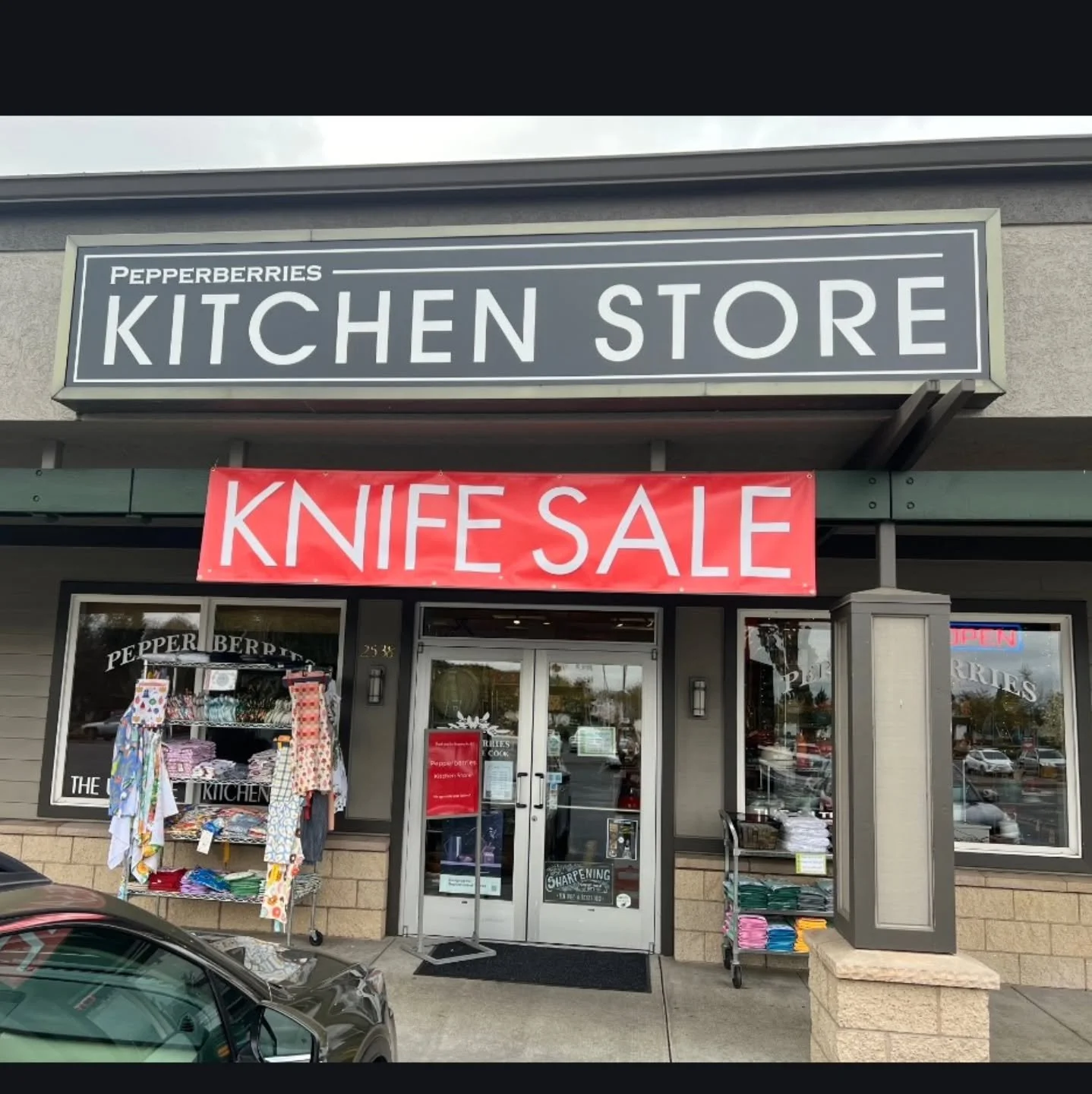 🚩 Our new banner is up!

🔪 Come take a look (and don&rsquo;t miss the great deals on @cangshancutlery knives!). We&rsquo;re here to help you find the right fit for your kitchen&mdash;whether you know exactly what you want or have no idea where to s