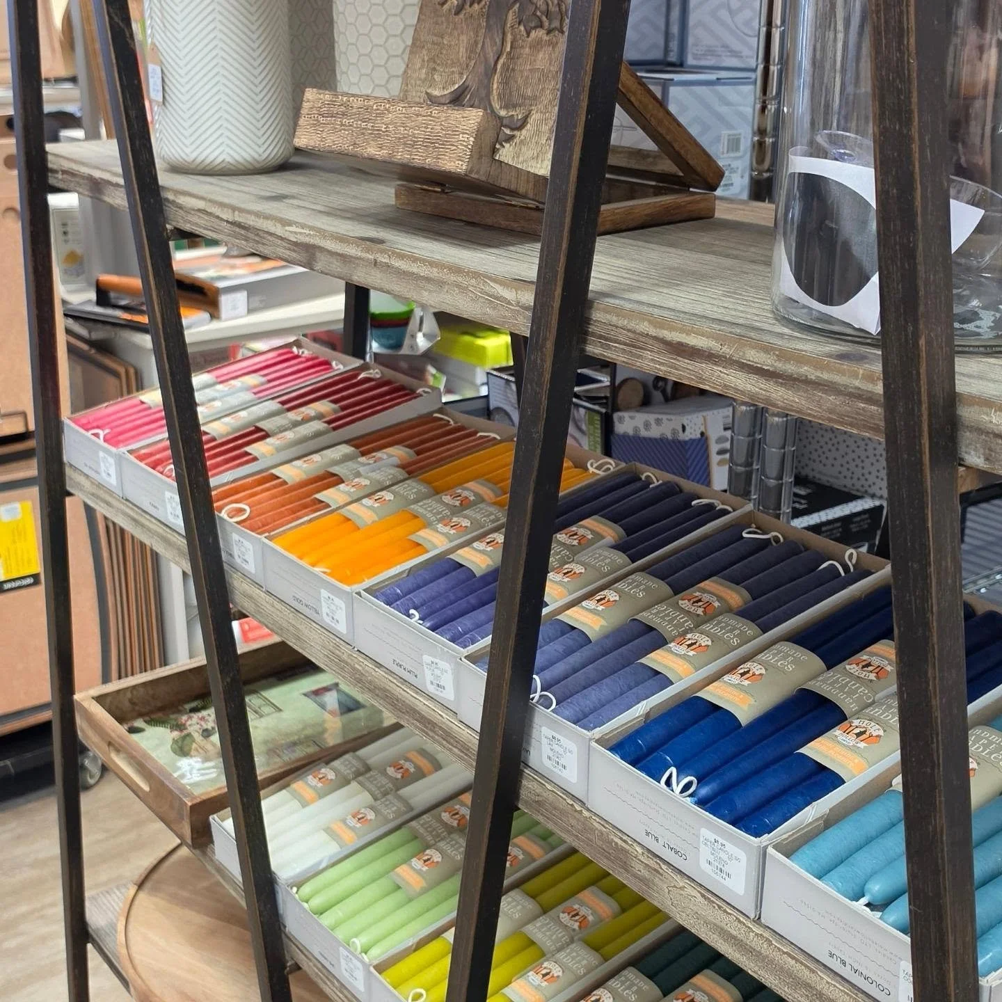 Tapers, towels, tablecloths, oh my!

Guys, we've been SO busy stocking up and adding tons of new items in the shop, including some gorgeous hand-dipped taper candles from @molehollowcandles 🕯 

Oilcloth tablecloths are back as well! And we've added 
