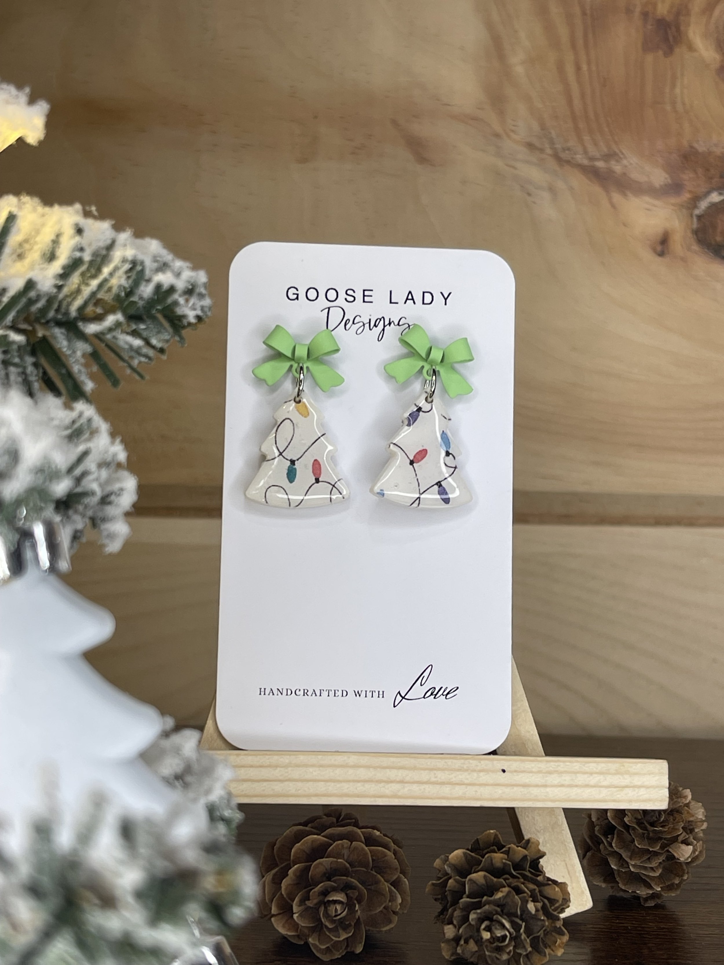 Green Bow Christmas Tree