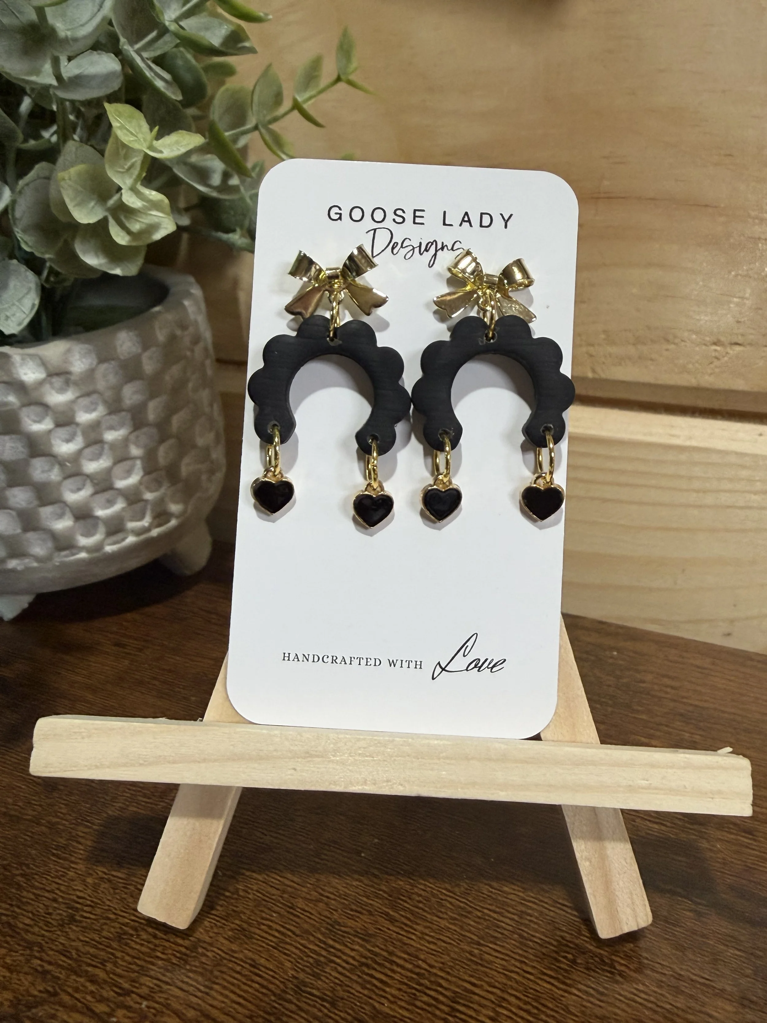 Double Heart Arch with Bow