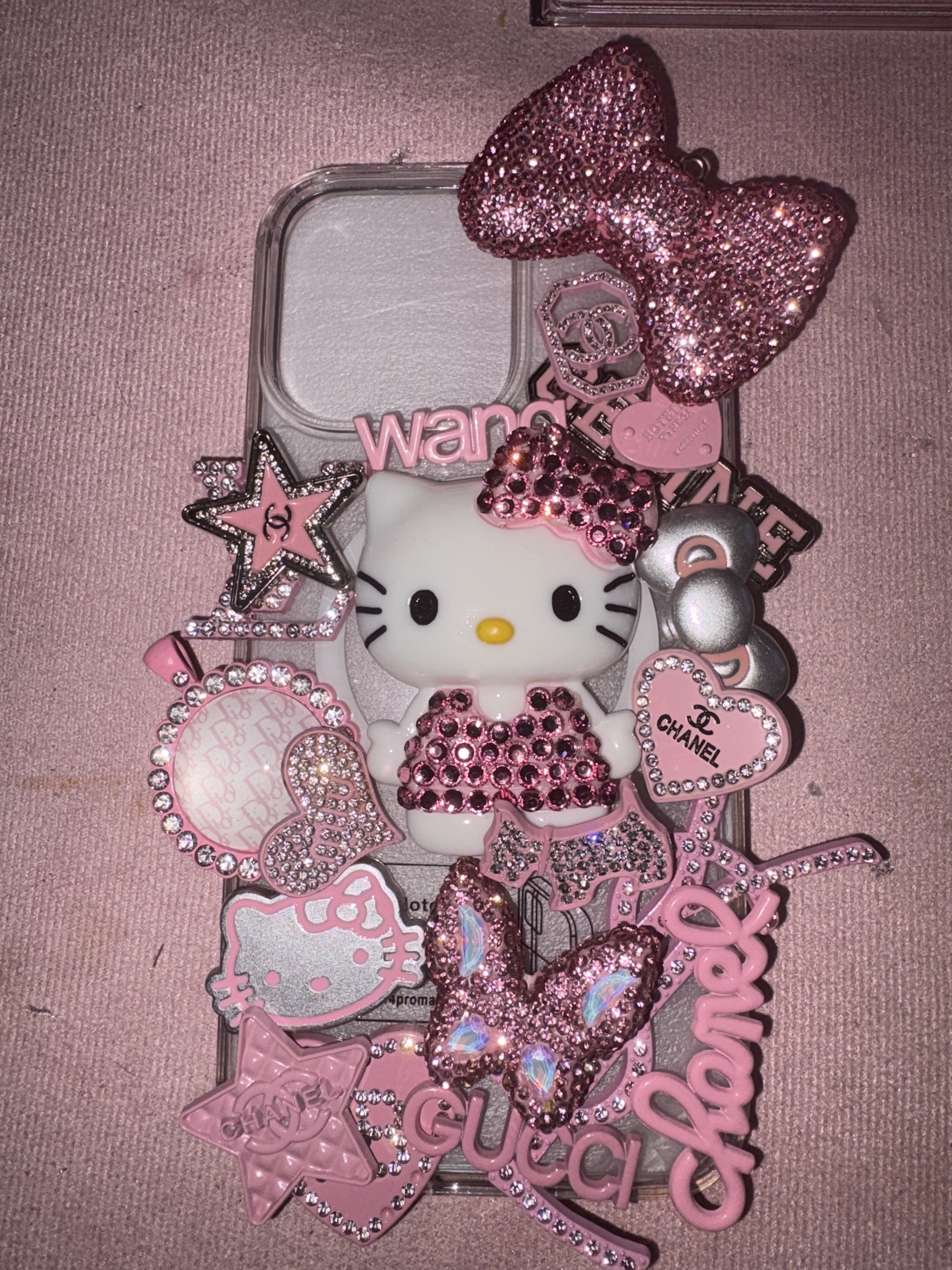 Hello Kitty Junk Case Design Idea