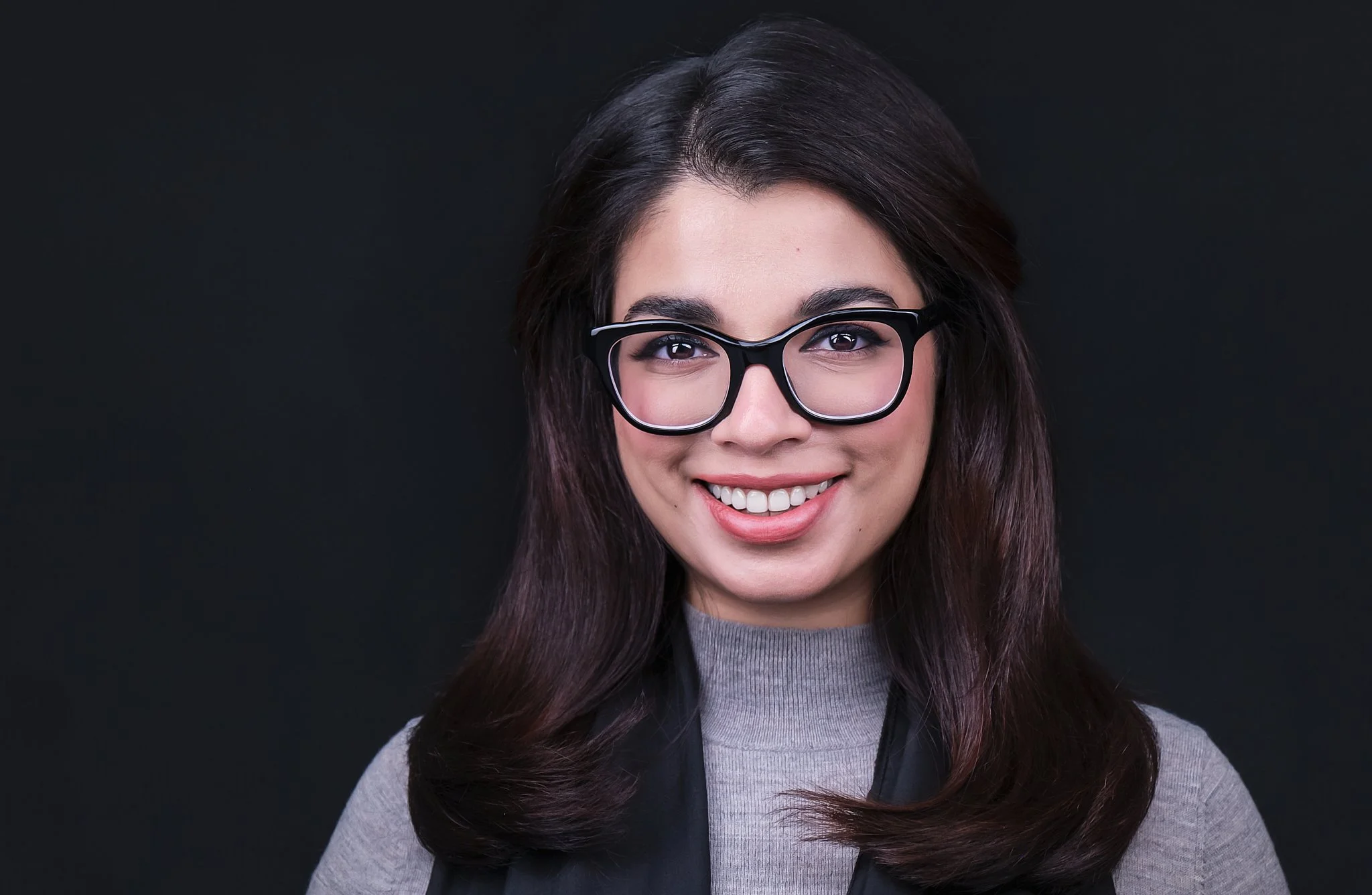 Dania Headshot Portraits_4.jpg