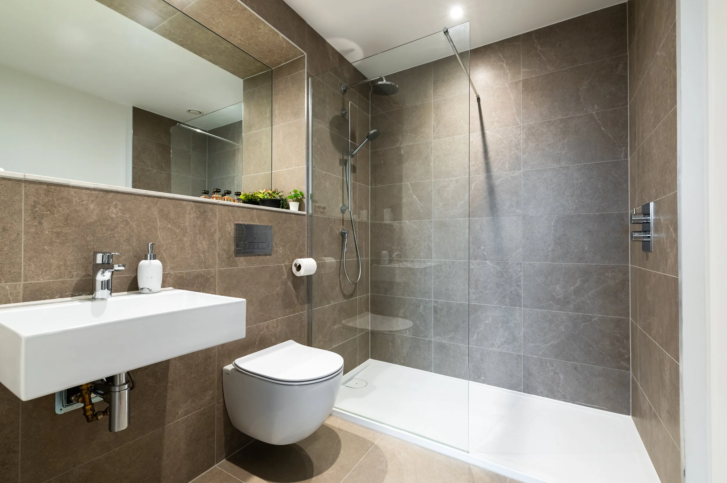 Eglinton Place_35.jpg