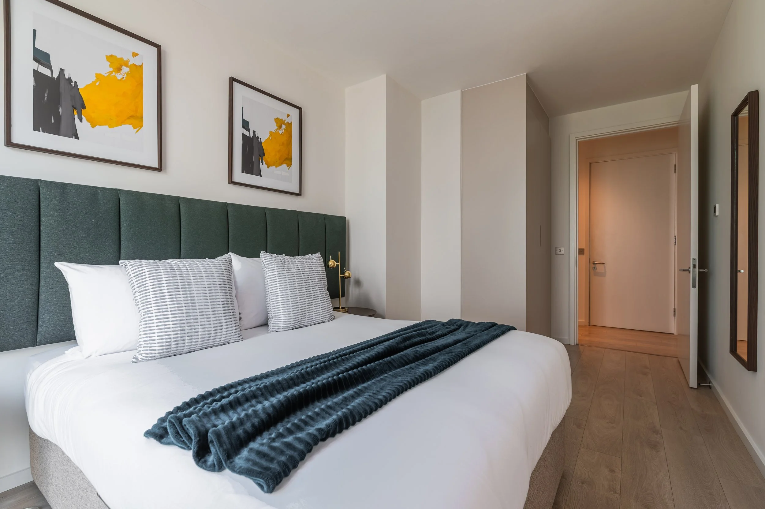 326 Opus Apartments_15.jpg