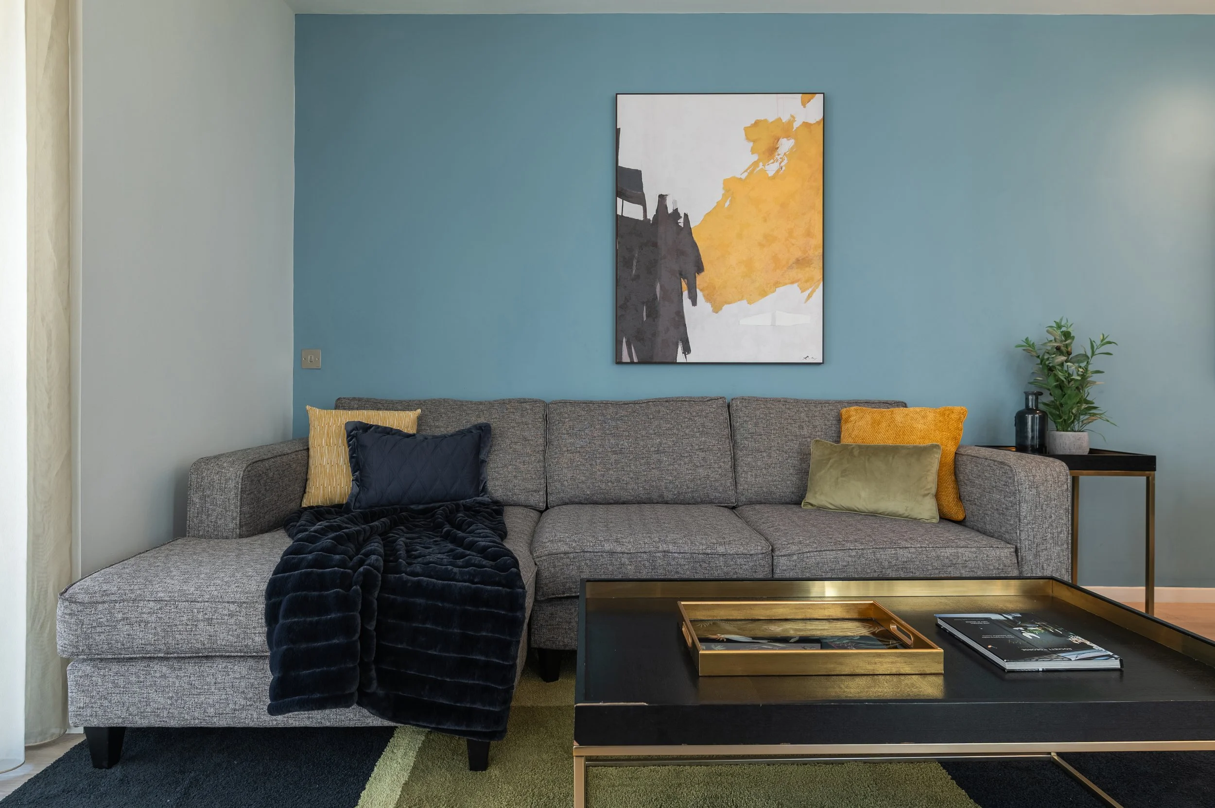326 Opus Apartments_25.jpg
