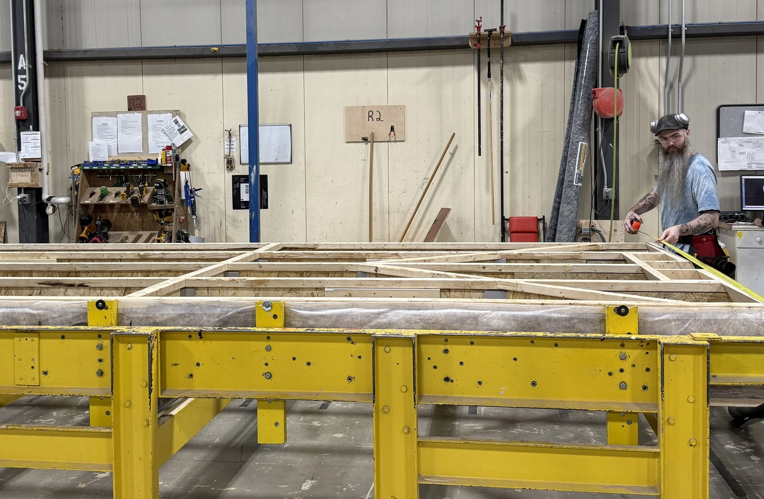 BW USING AN OLD FASHIONED TAPE MEASURER.JPG