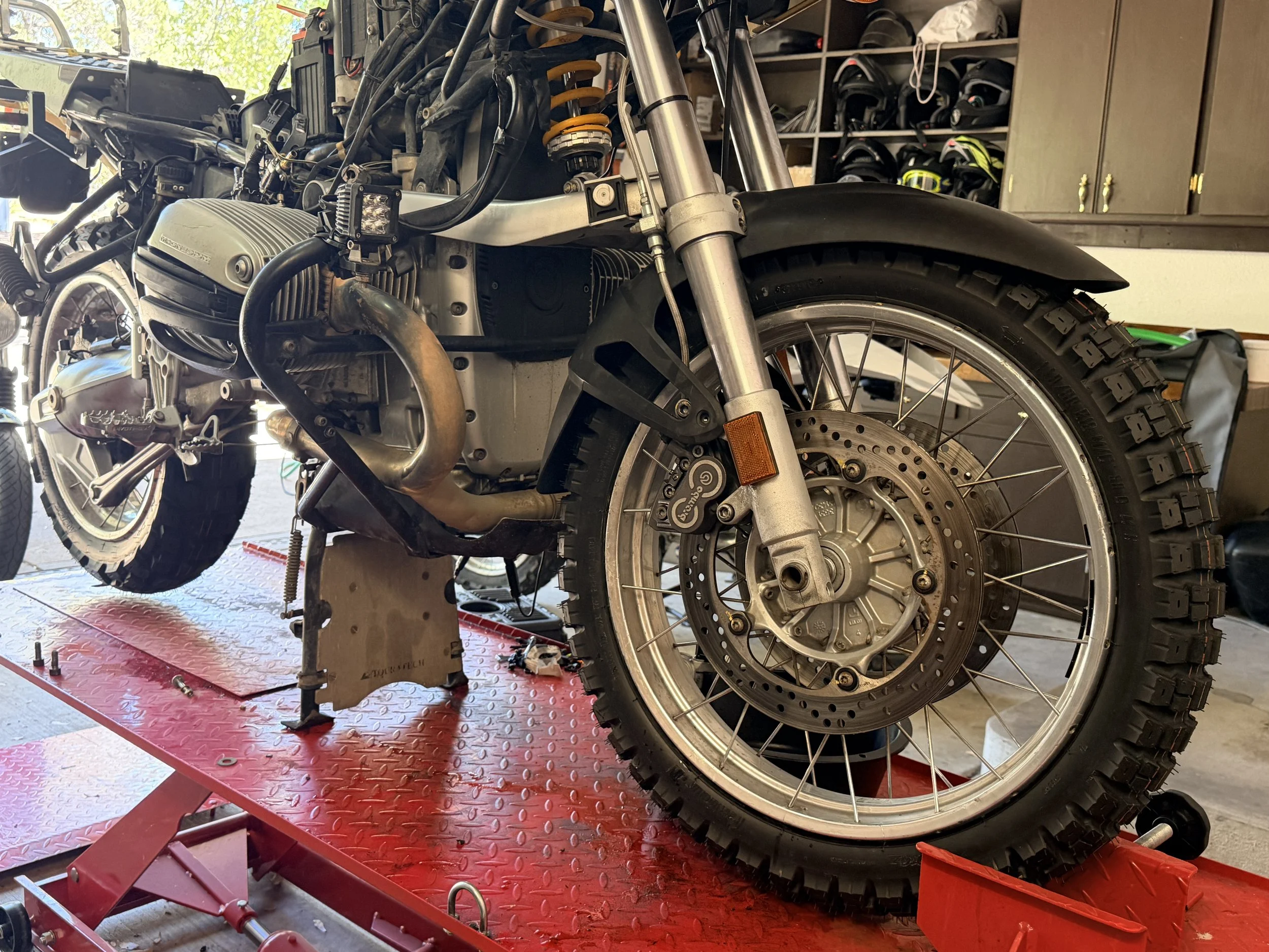 Front tire installed. 
