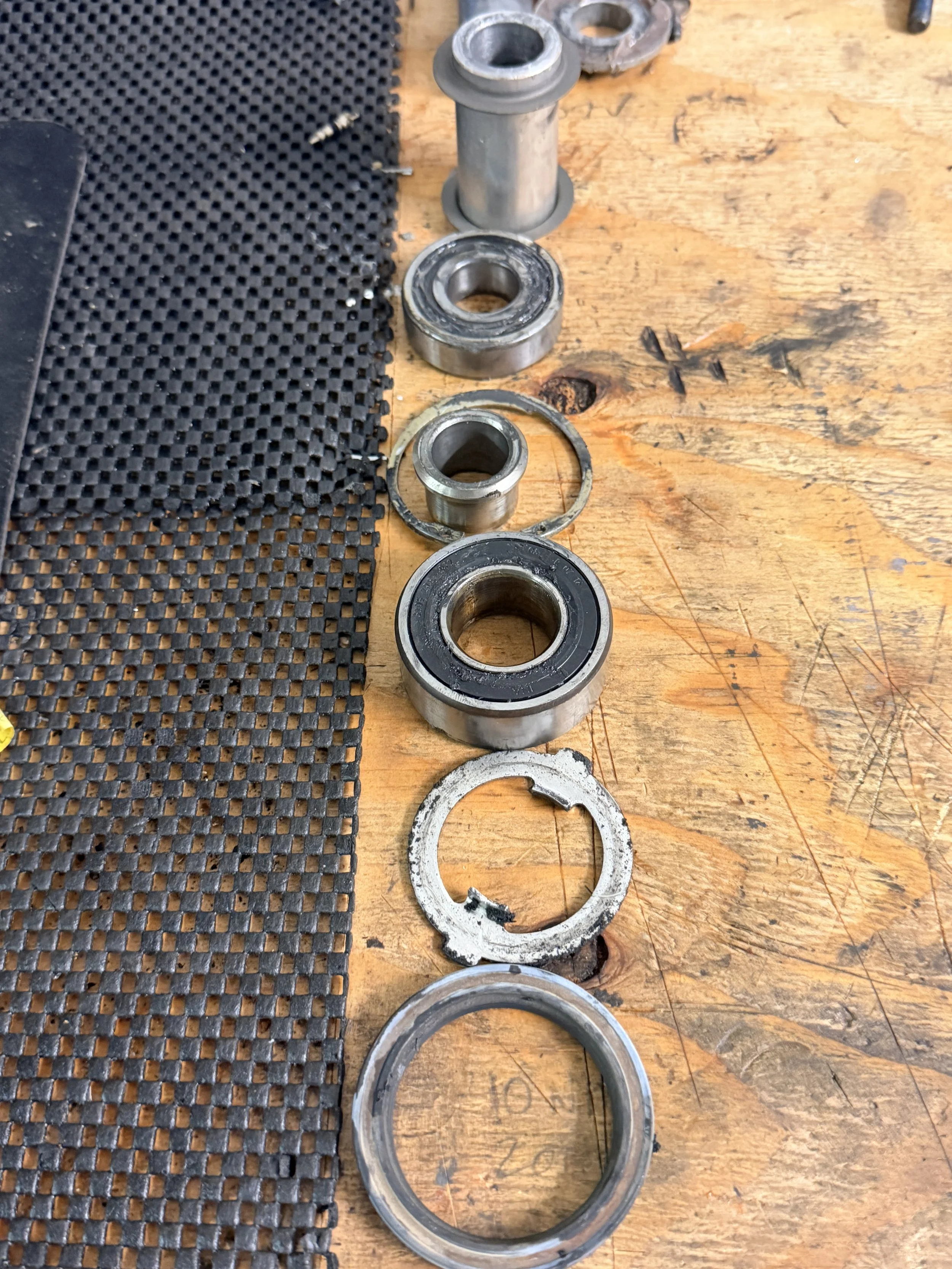 The lineup before replacement. Helps to keep it in order. 